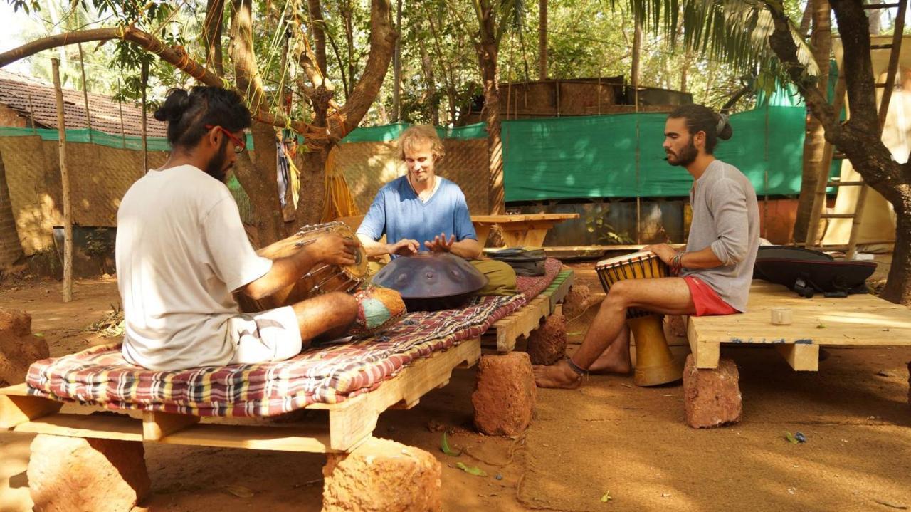 Namahstay Eco Hostel & Coworking & Art Community Space Arambol Esterno foto